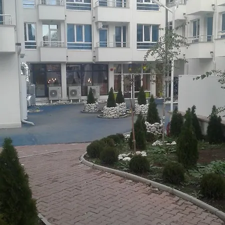 White Dream Апартаменты *